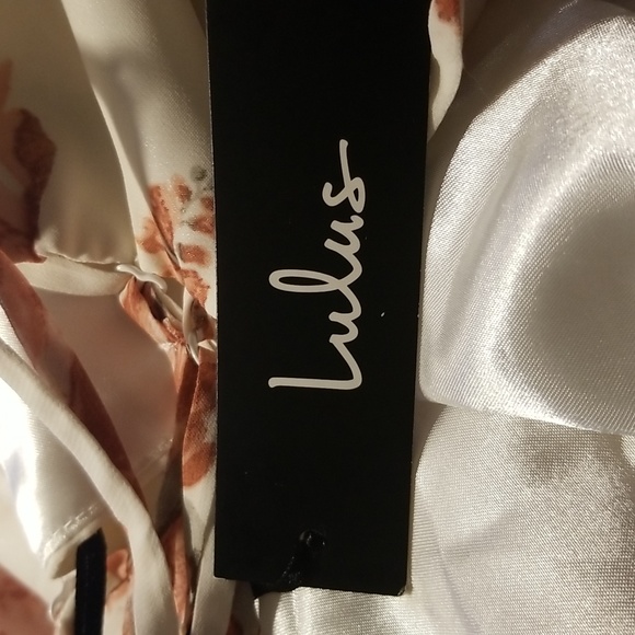 LULUS Elegantly Inclined MEDIUM Maxi Wrap Dress NWT NEW - Picture 9 of 9